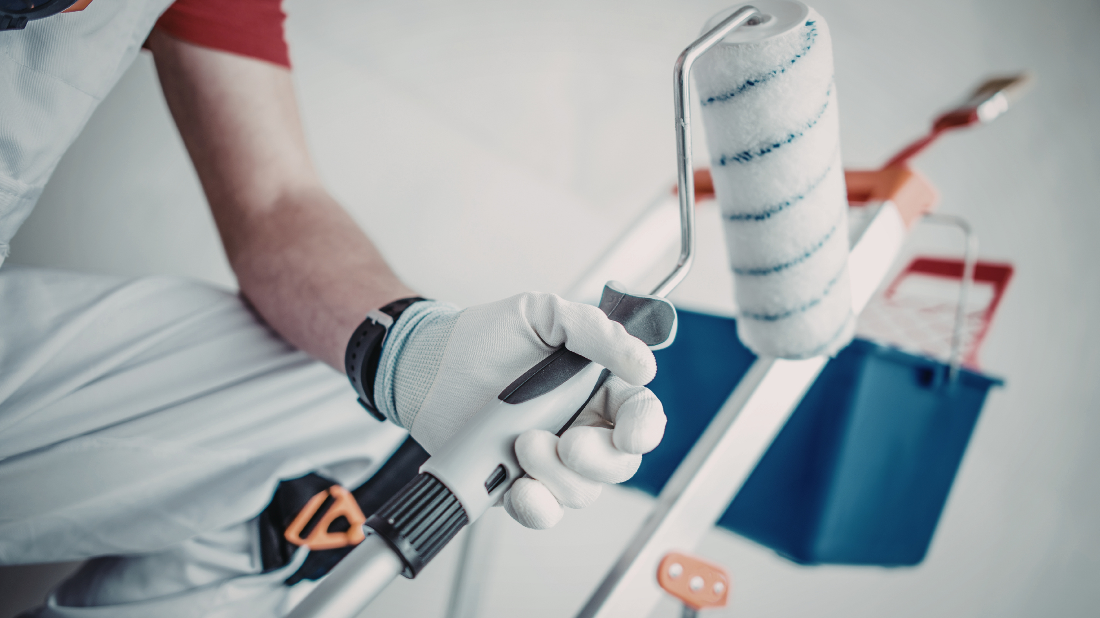 How Skipping Surface Repairs Leads to Peeling Paint – And How We Prevent It at Howdy Painting